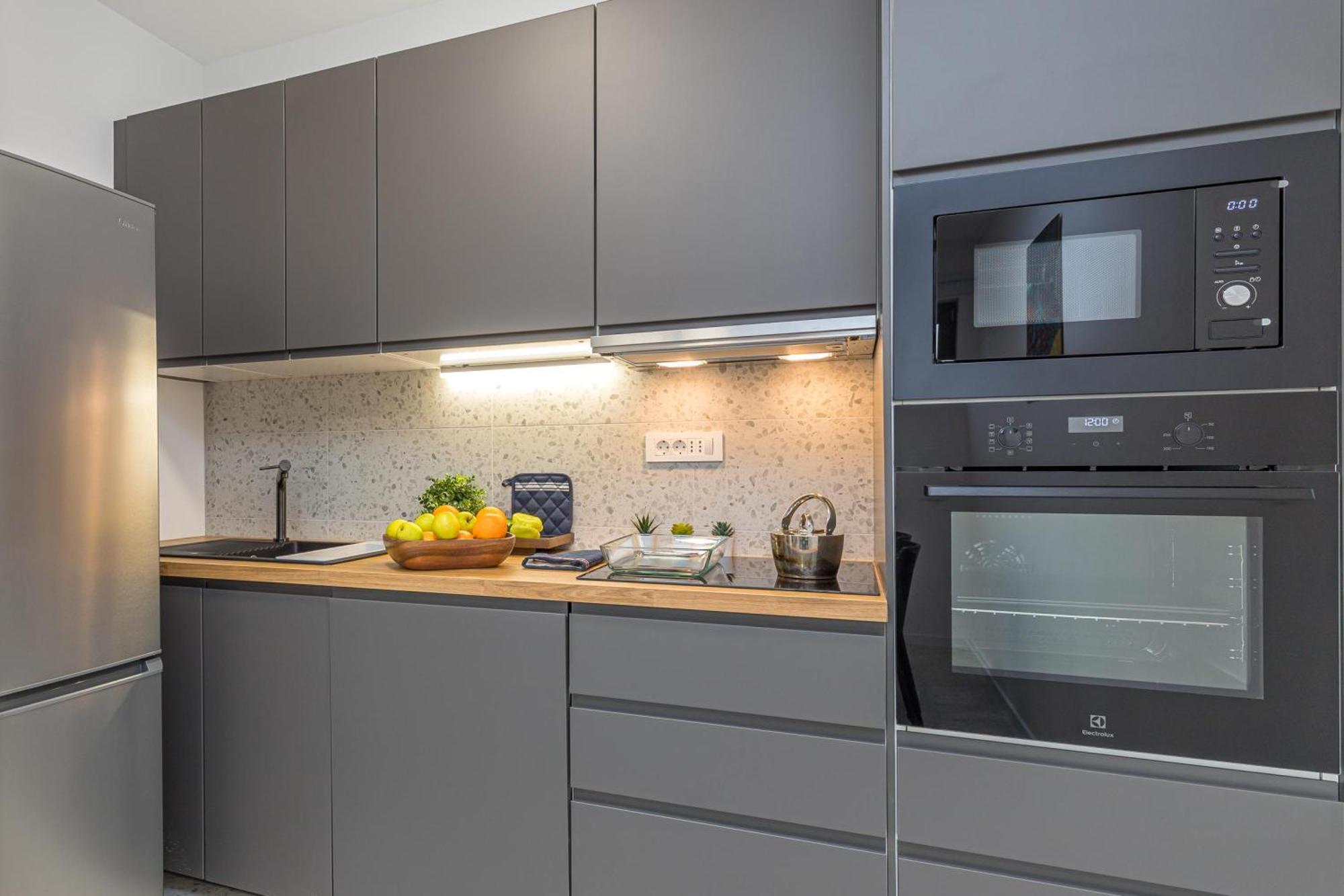 Sapore Di Mare Apartments - Happy Rentals บัชกา ภายนอก รูปภาพ