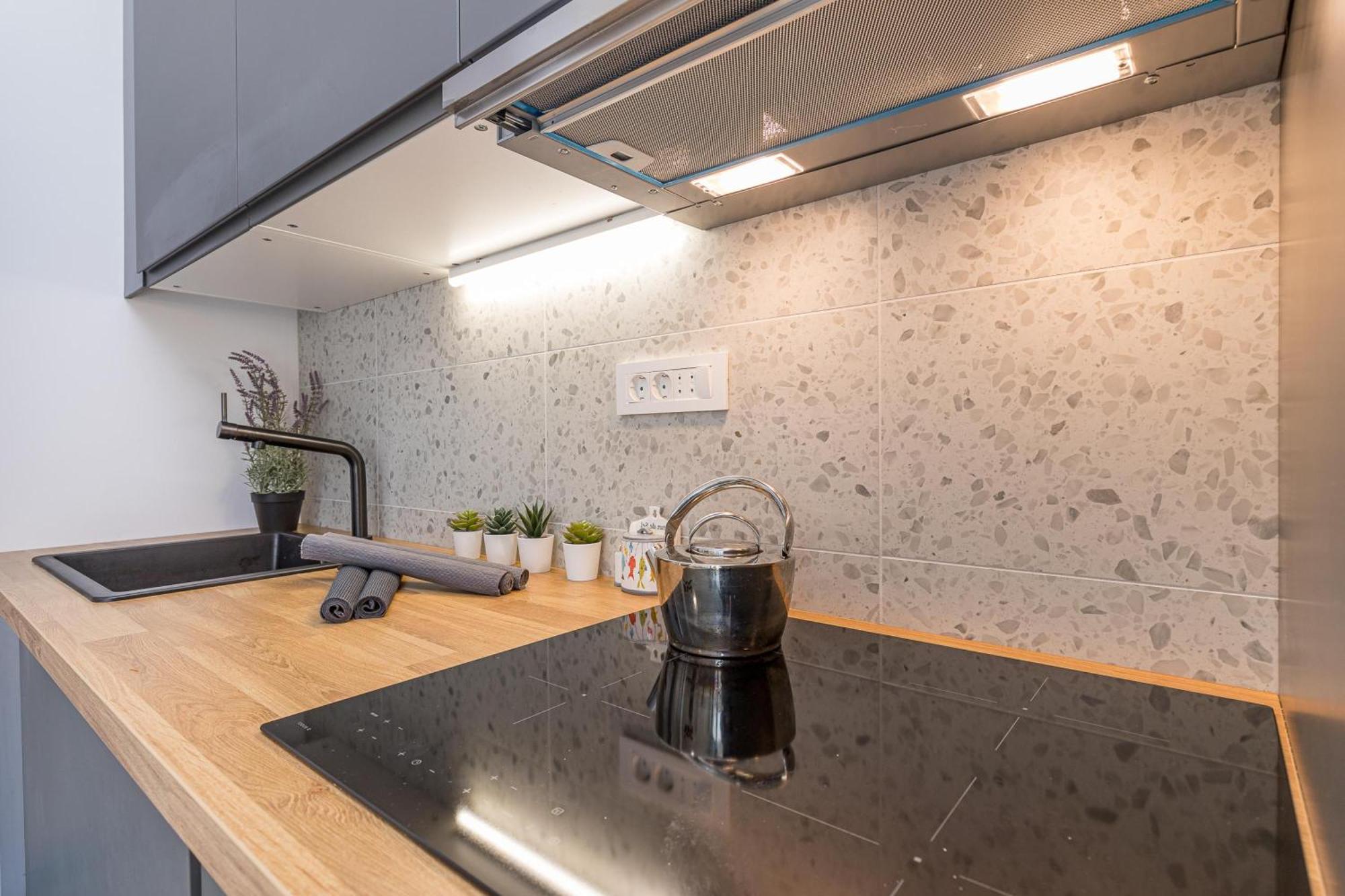 Sapore Di Mare Apartments - Happy Rentals บัชกา ภายนอก รูปภาพ